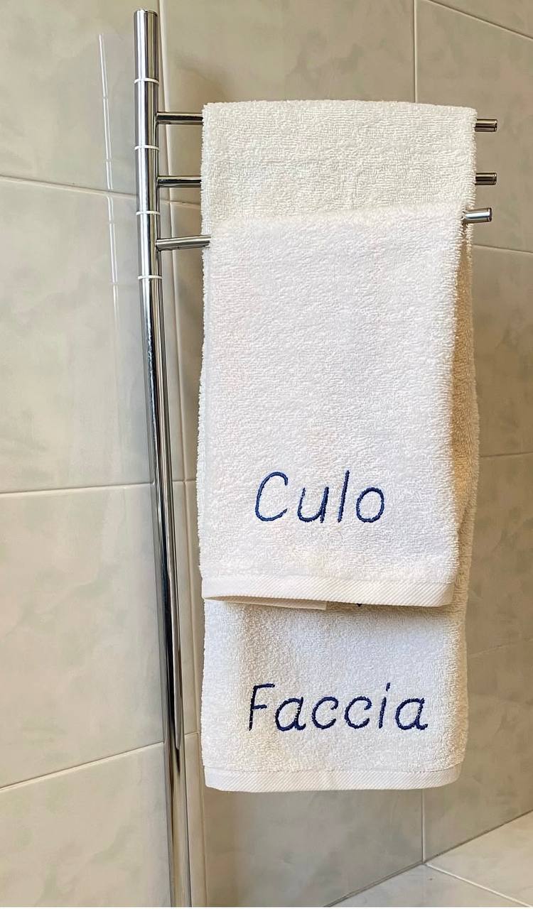 Asciugamani ricamati personalizzati Faccia - Culo